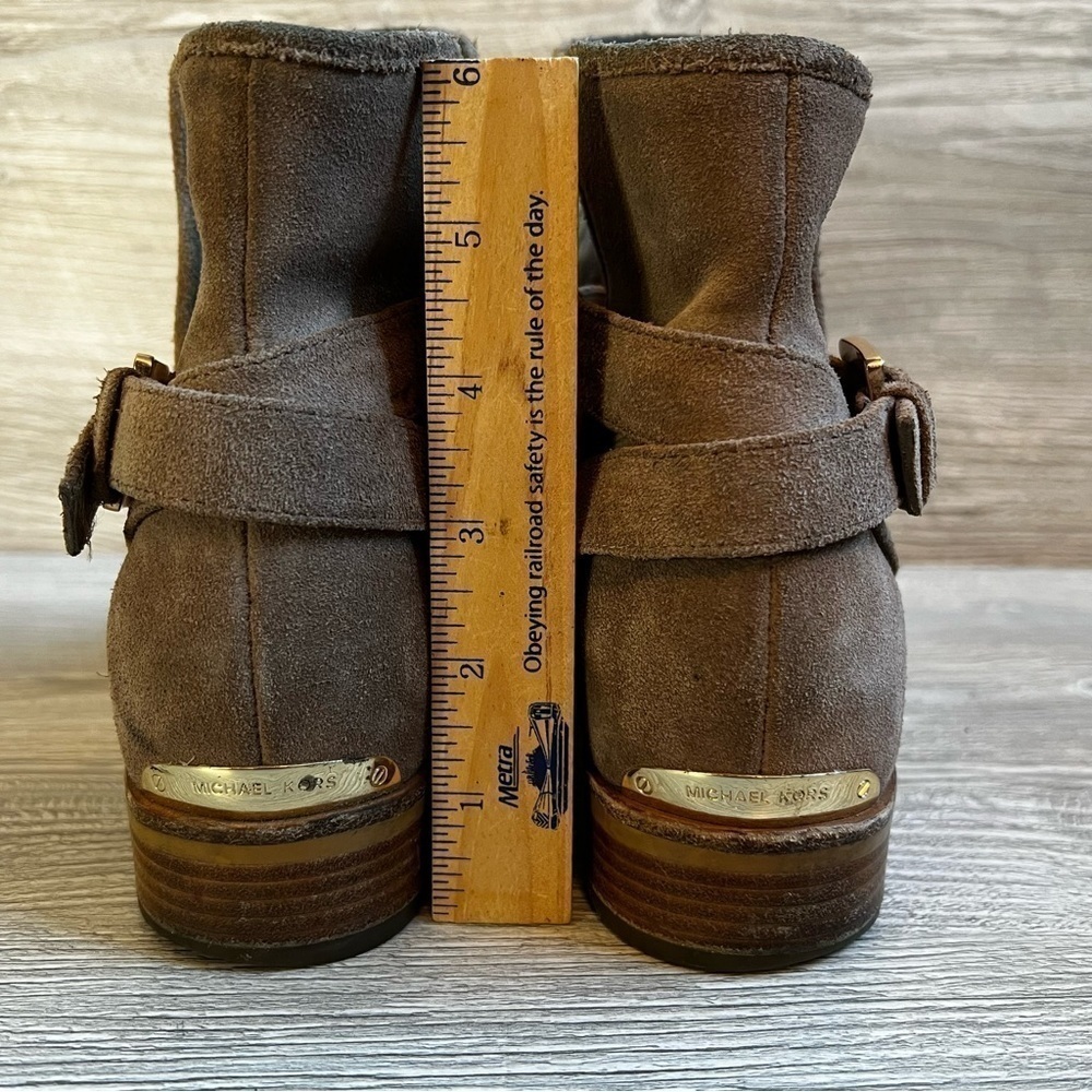 Michael Kors Salem suede buckled and elastic Bootie size 8 - Picture 8 of 12